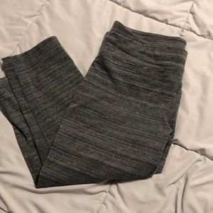 Capri length leggings